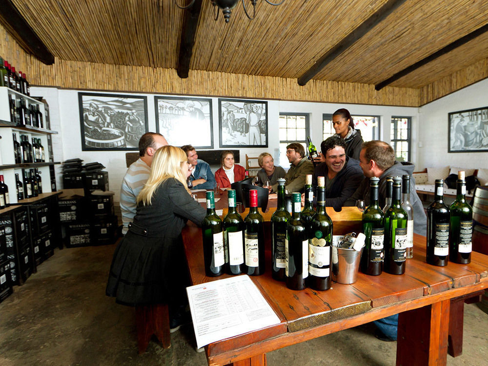 Endless Vineyards At Wildekrans Wine Estate Guest House Botrivier Exterior photo